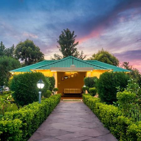 Tusk And Roar Corbett Resort, Jim Corbett ラムナガル エクステリア 写真