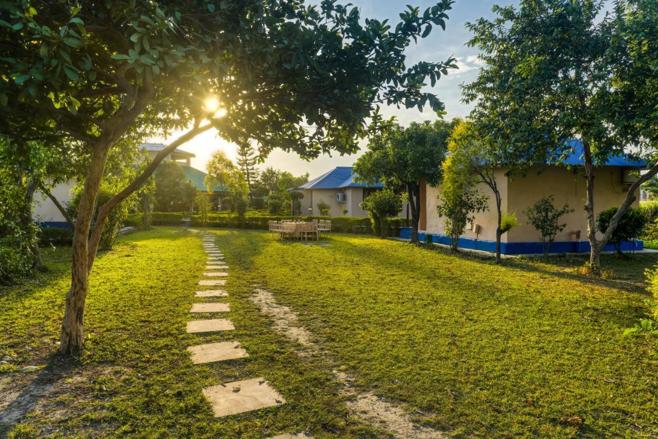 Tusk And Roar Corbett Resort, Jim Corbett ラムナガル エクステリア 写真